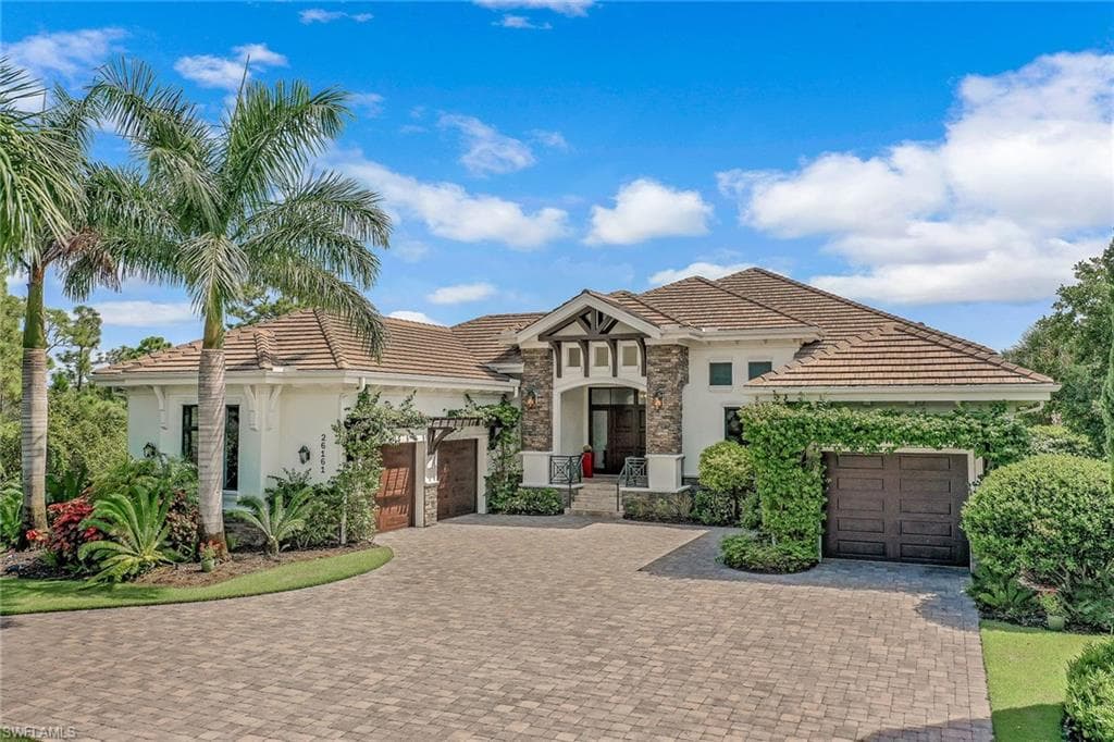 26161 Woodlyn DR BONITA SPRINGS, FL 34134