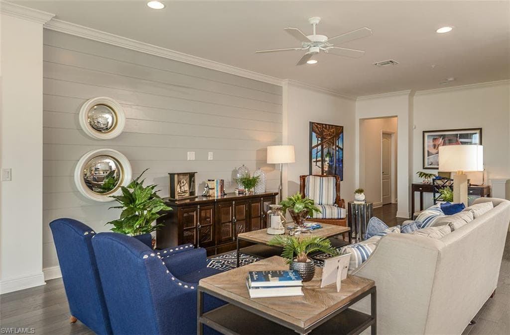 2311 Sawyers Hill RD 806 NAPLES, FL 34120