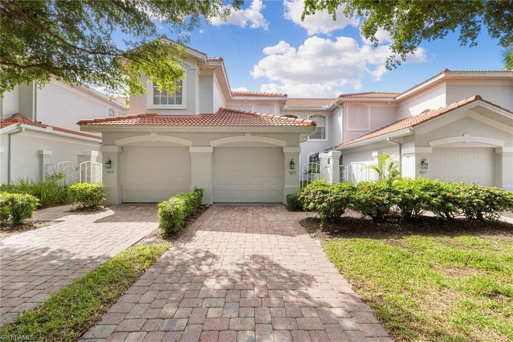 2110 Arielle DR 103 NAPLES, FL 34109
