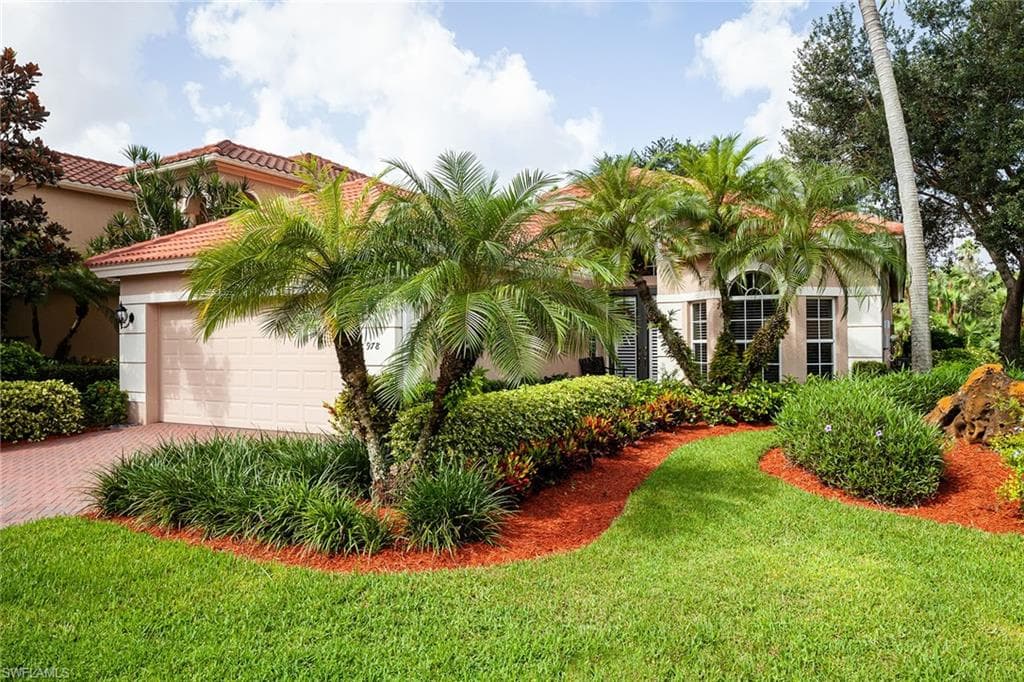 978 Fountain RUN NAPLES, FL 34119
