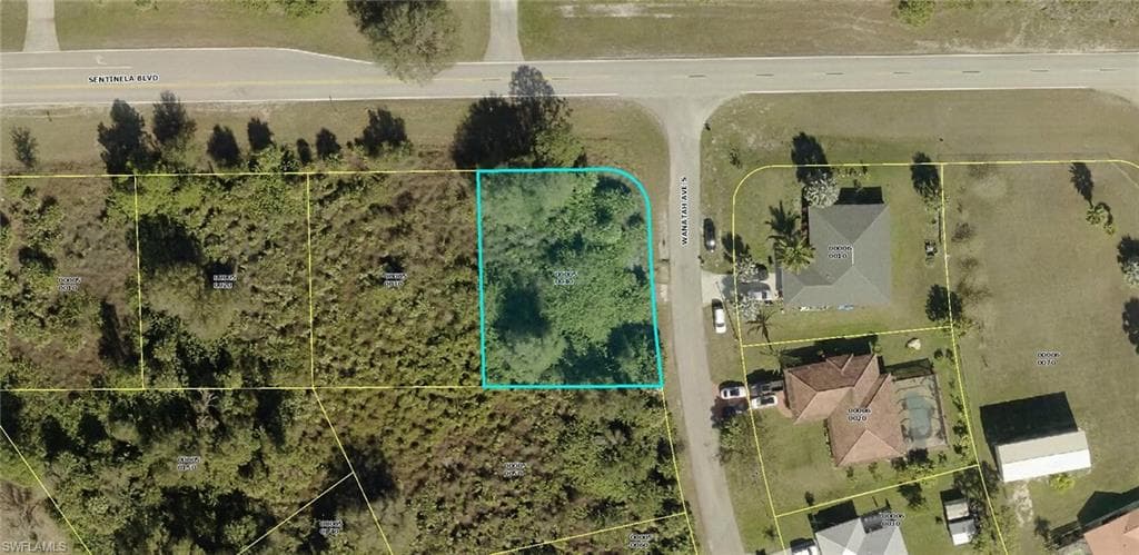 818 Sentinela BLVD LEHIGH ACRES, FL 33974