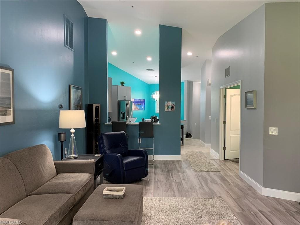 12100 Summergate CIR 201 FORT MYERS, FL 33913