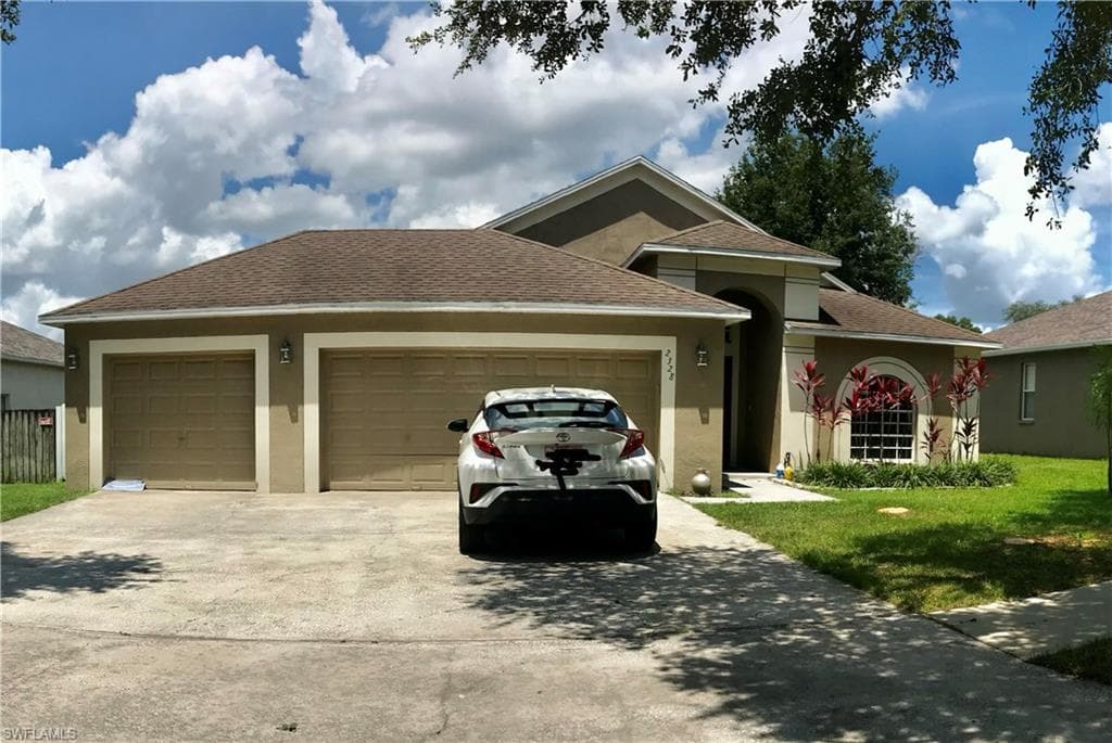 2328 Towering Oaks CIR SEFFNER, FL 33584