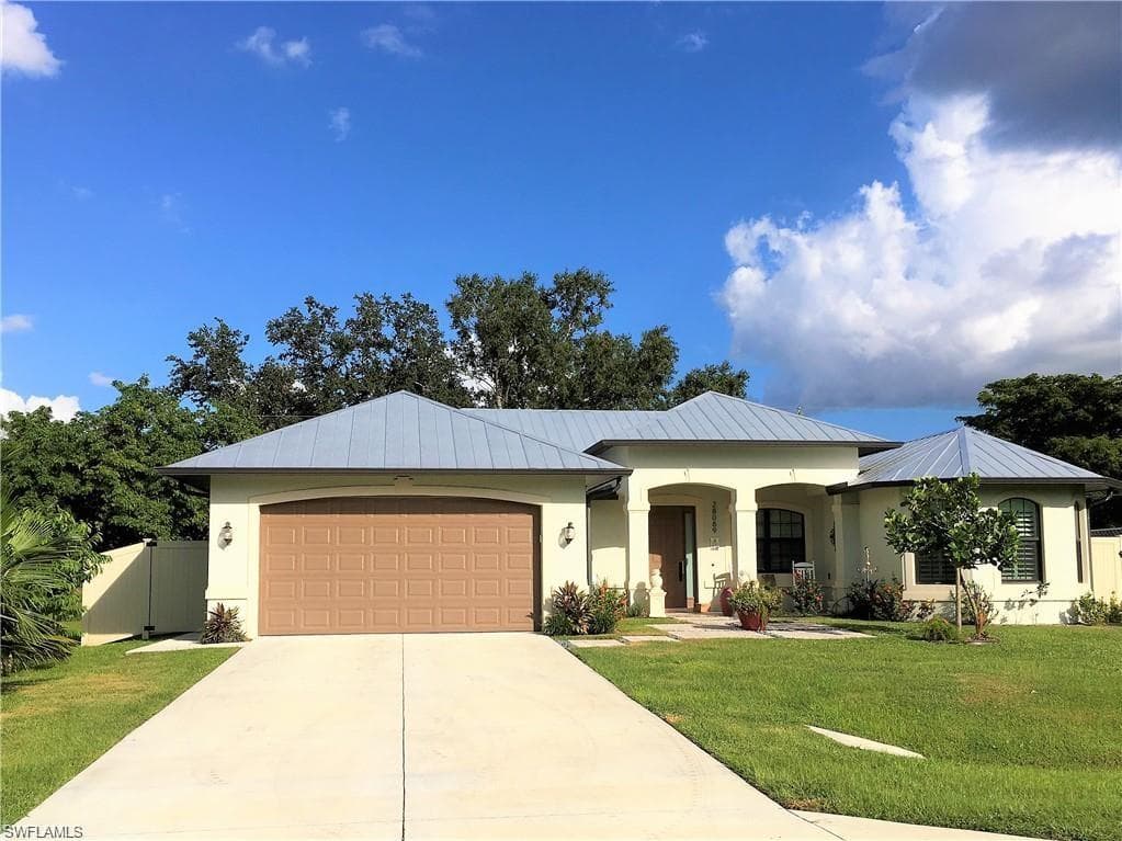 28089 Sunset DR BONITA SPRINGS, FL 34134
