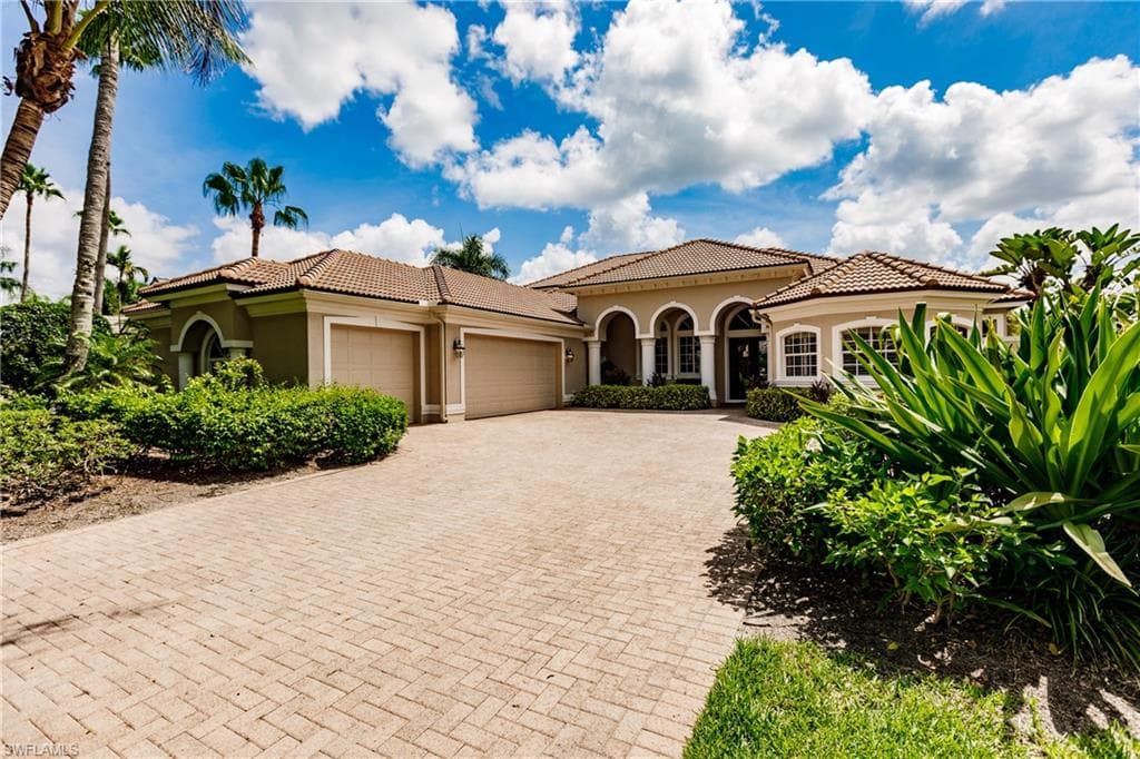 5848 Whisperwood CT NAPLES, FL 34110