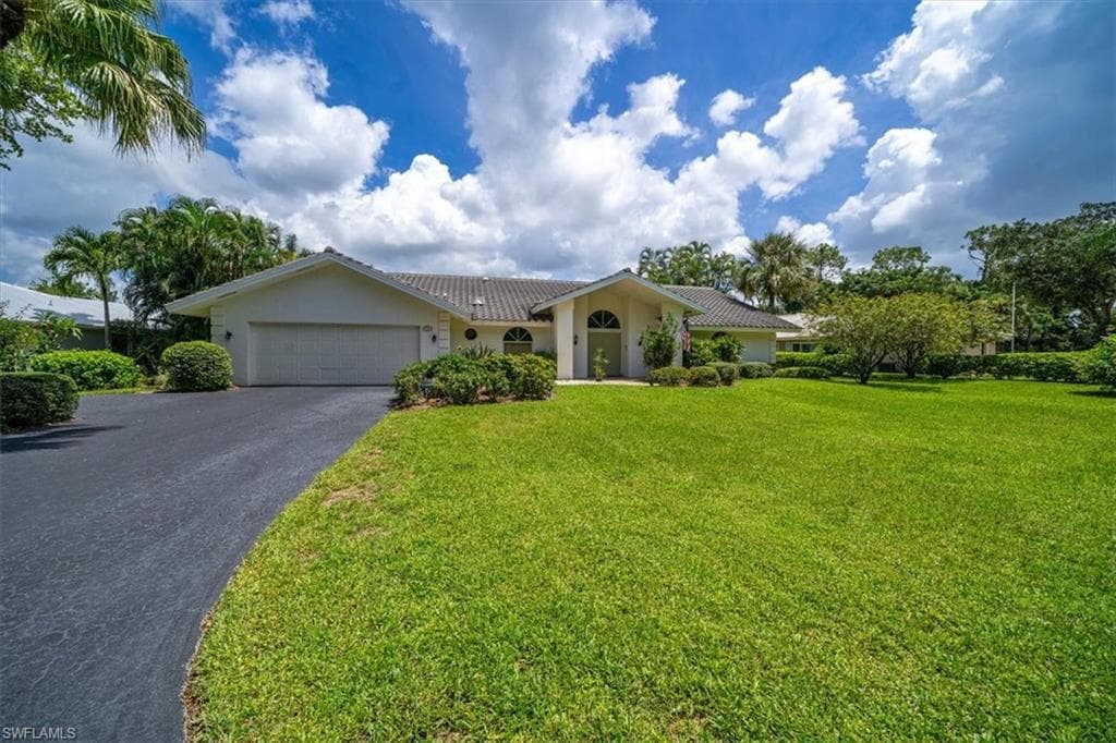 750 Bald Eagle DR 41 NAPLES, FL 34105