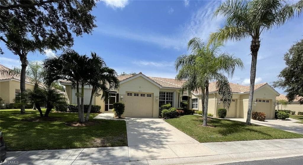 8807 Middlebrook DR FORT MYERS, FL 33908