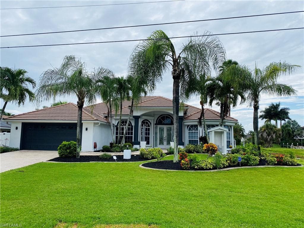 5335 SW 11th CT CAPE CORAL, FL 33914