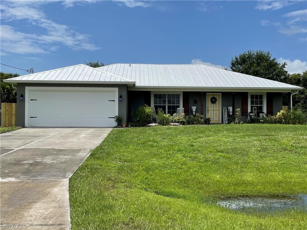 6153 Hughes AVE FORT MYERS, FL 33905