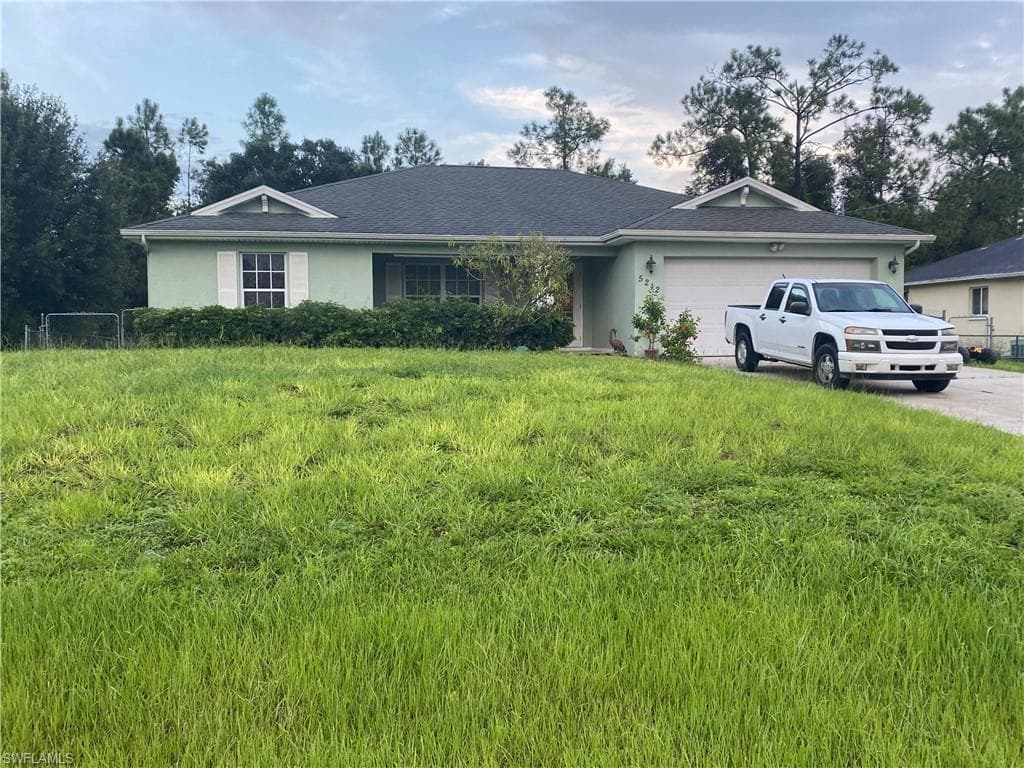 5212 Beauty ST LEHIGH ACRES, FL 33971
