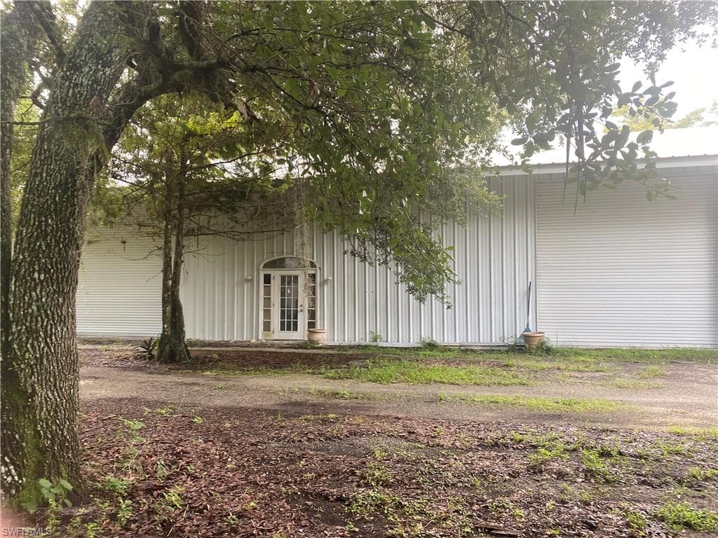1560 Rock RD NAPLES, FL 34120