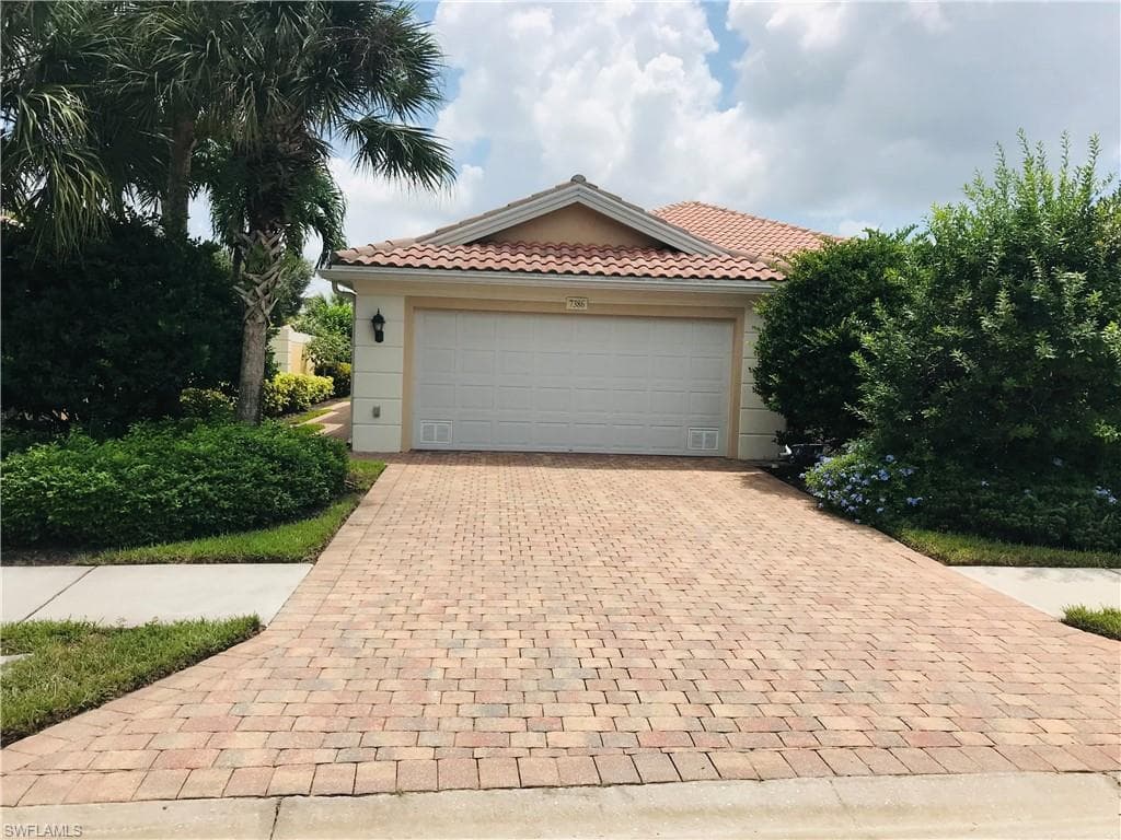 7386 Emilia LN NAPLES, FL 34114