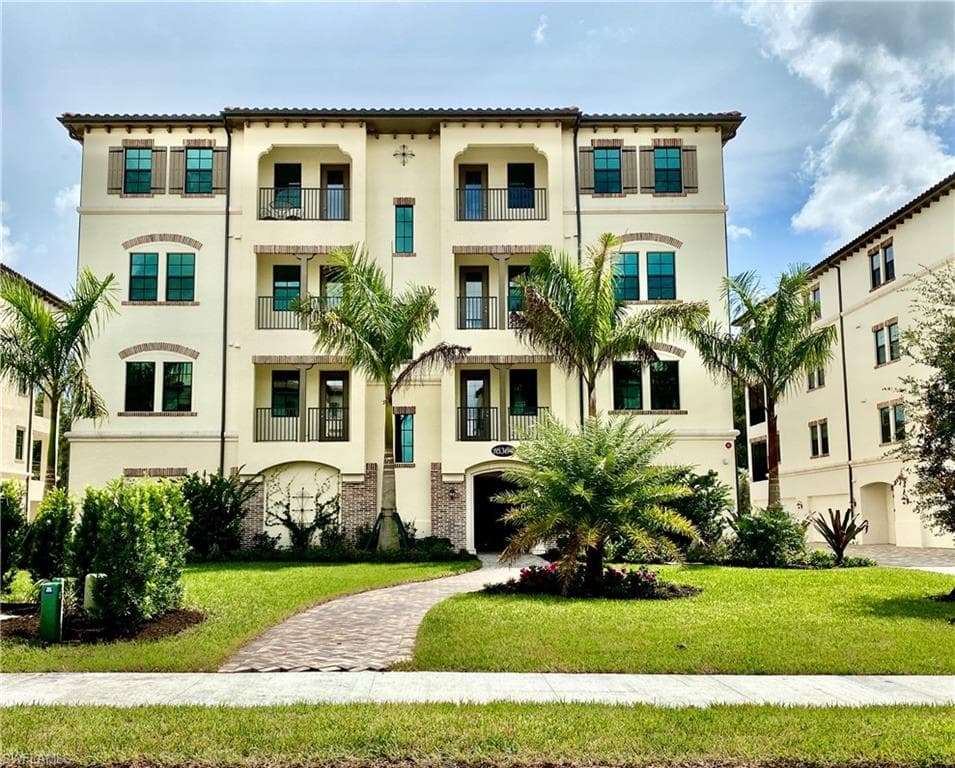 16364 Viansa WAY 7-201 NAPLES, FL 34110
