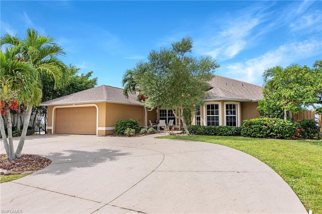 2614 SW Santa Barbara PL CAPE CORAL, FL 33914