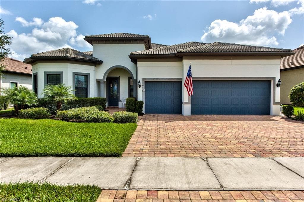 9420 Night Heron LN NAPLES, FL 34120