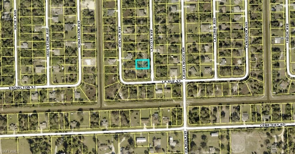 6011 Lacota AVE FORT MYERS, FL 33905