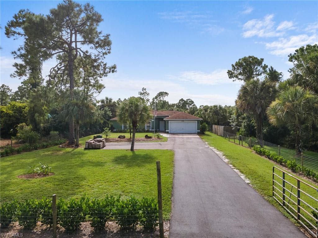 1381 11th ST SW NAPLES, FL 34117