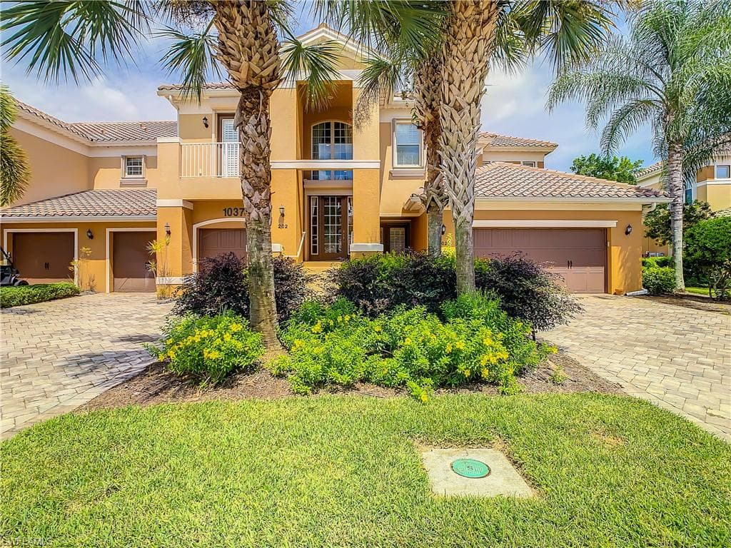 10370 Glastonbury CIR 202 FORT MYERS, FL 33913