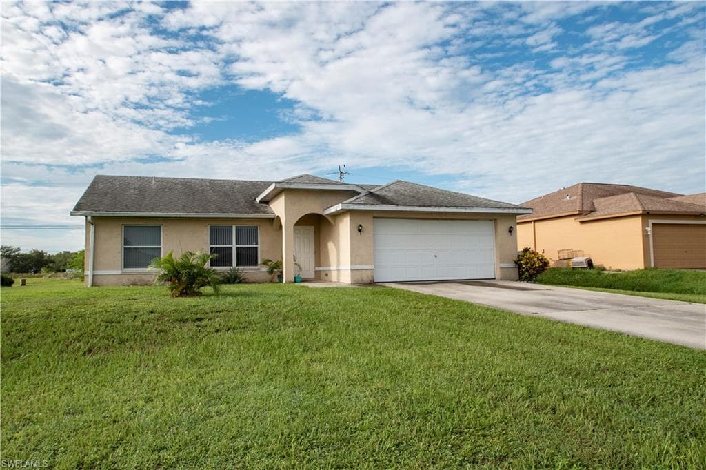 1704 NE 11th ST CAPE CORAL, FL 33909