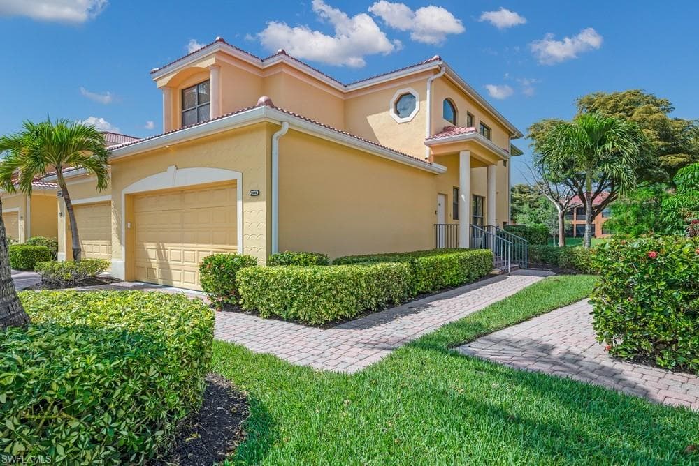 15921 Prentiss Pointe CIR 202 FORT MYERS, FL 33908