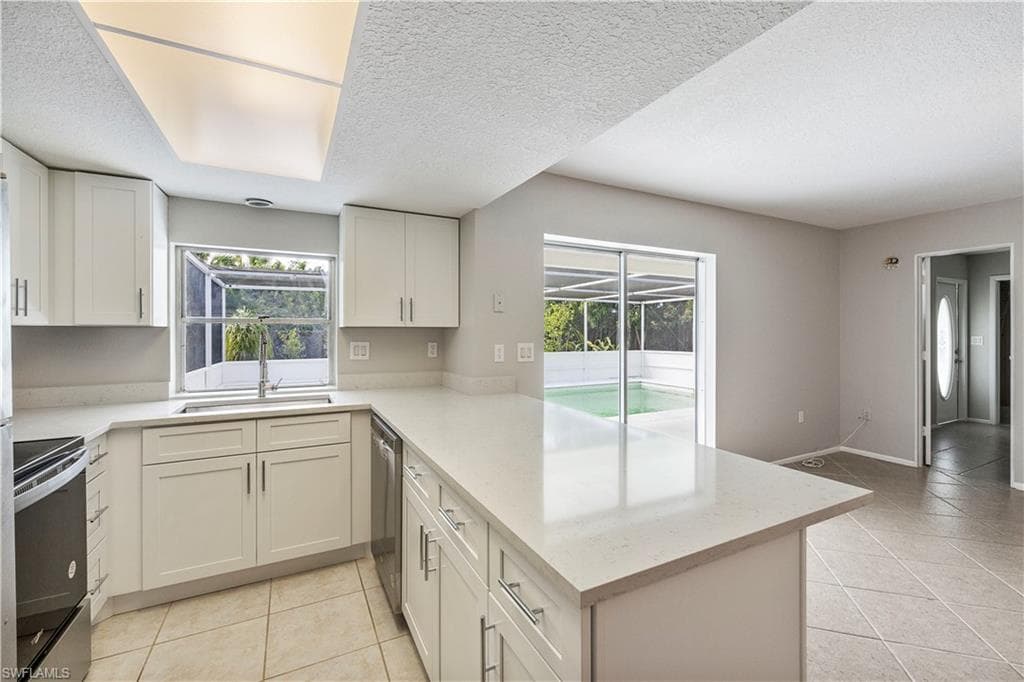 21295 Cottonwood AVE PORT CHARLOTTE, FL 33952