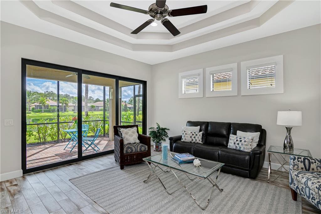 9002 Isla Bella CIR BONITA SPRINGS, FL 34135