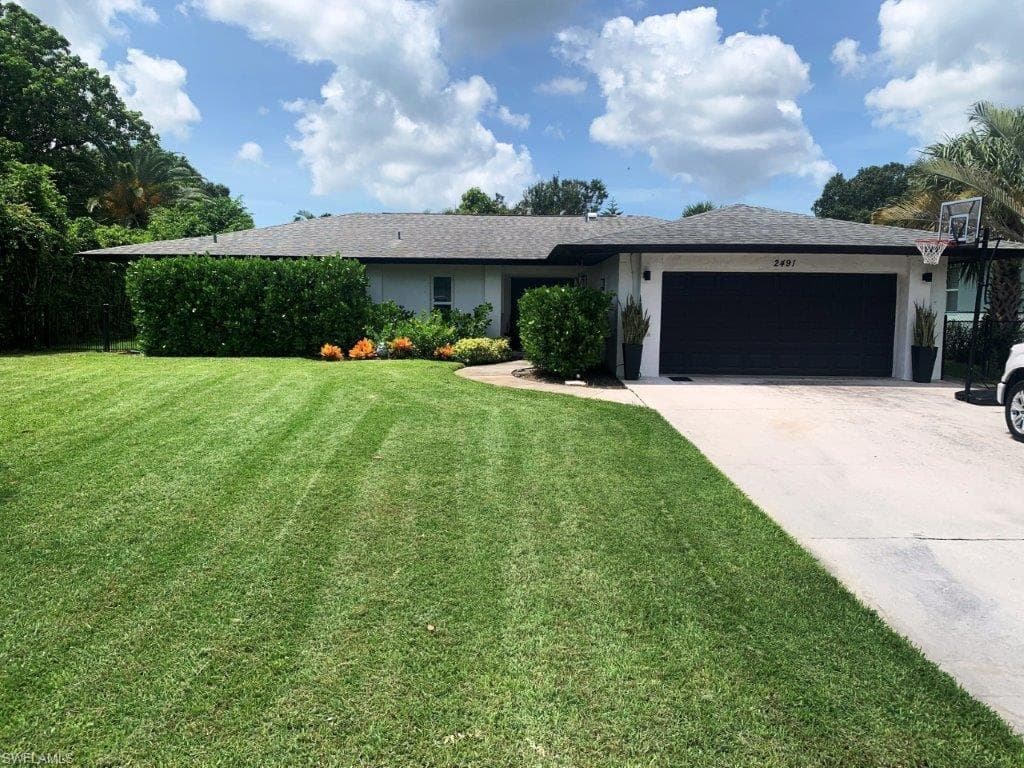 2491 43rd ST SW NAPLES, FL 34116