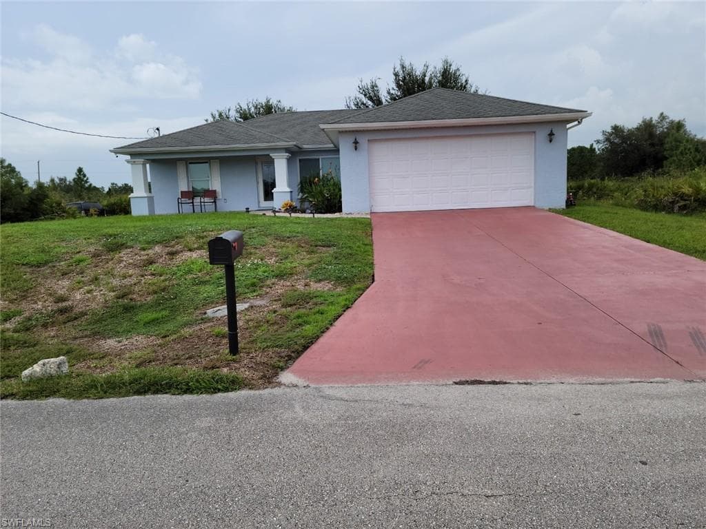 2610 47th ST W LEHIGH ACRES, FL 33971