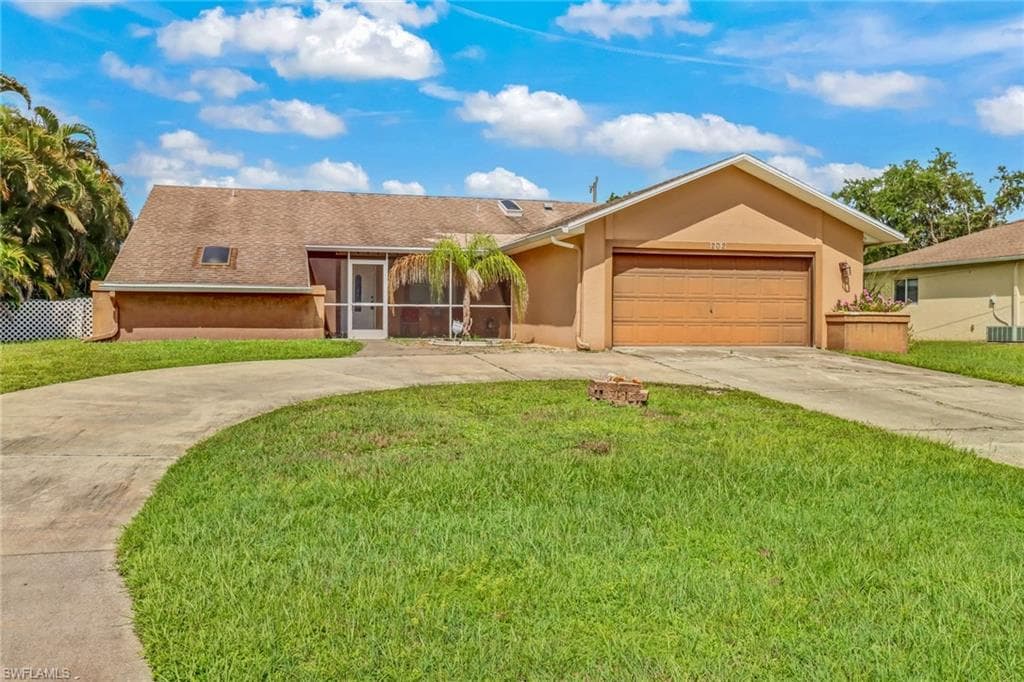 202 NE 24th AVE CAPE CORAL, FL 33909