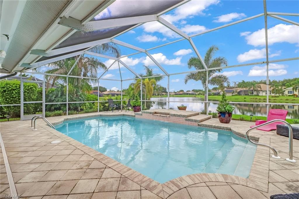 4270 Longshore WAY N NAPLES, FL 34119