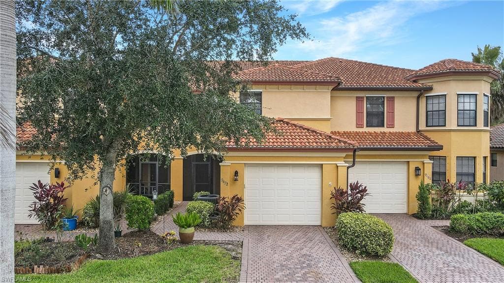 9472 River Otter DR FORT MYERS, FL 33912