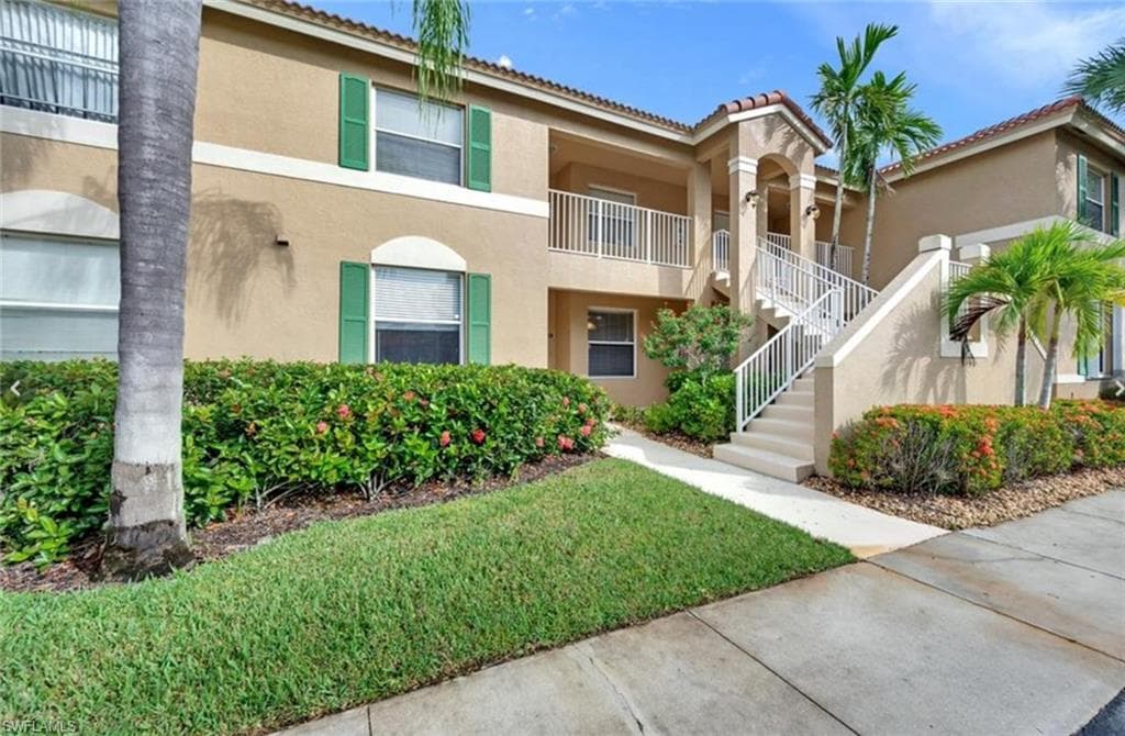 2453 Millcreek LN 103 NAPLES, FL 34119
