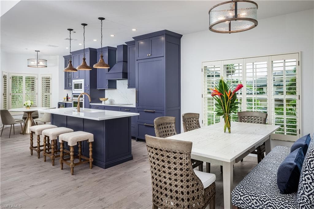24676 Canary Island CT 202 BONITA SPRINGS, FL 34134