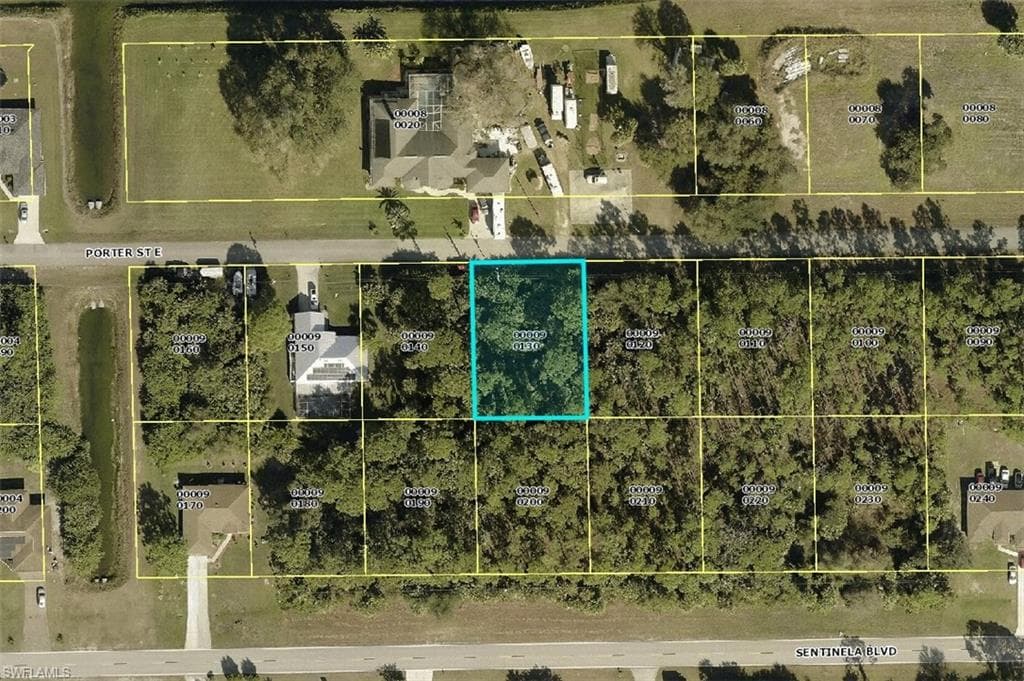 856 Porter ST E LEHIGH ACRES, FL 33974