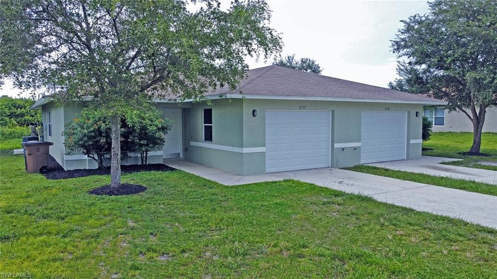 4537 Golfview BLVD LEHIGH ACRES, FL 33973