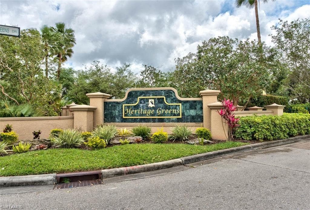 1609 Morning Sun LN E-5 NAPLES, FL 34119