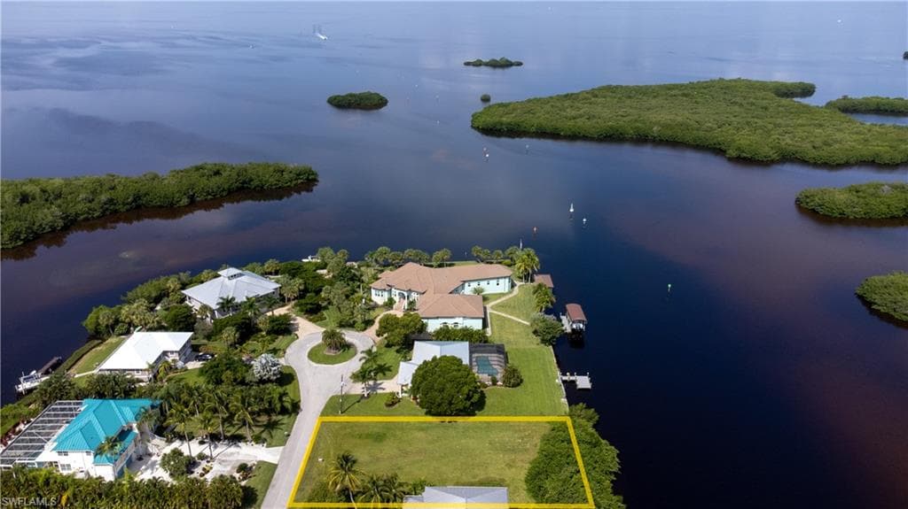 24080 Treasure Island BLVD PUNTA GORDA, FL 33955