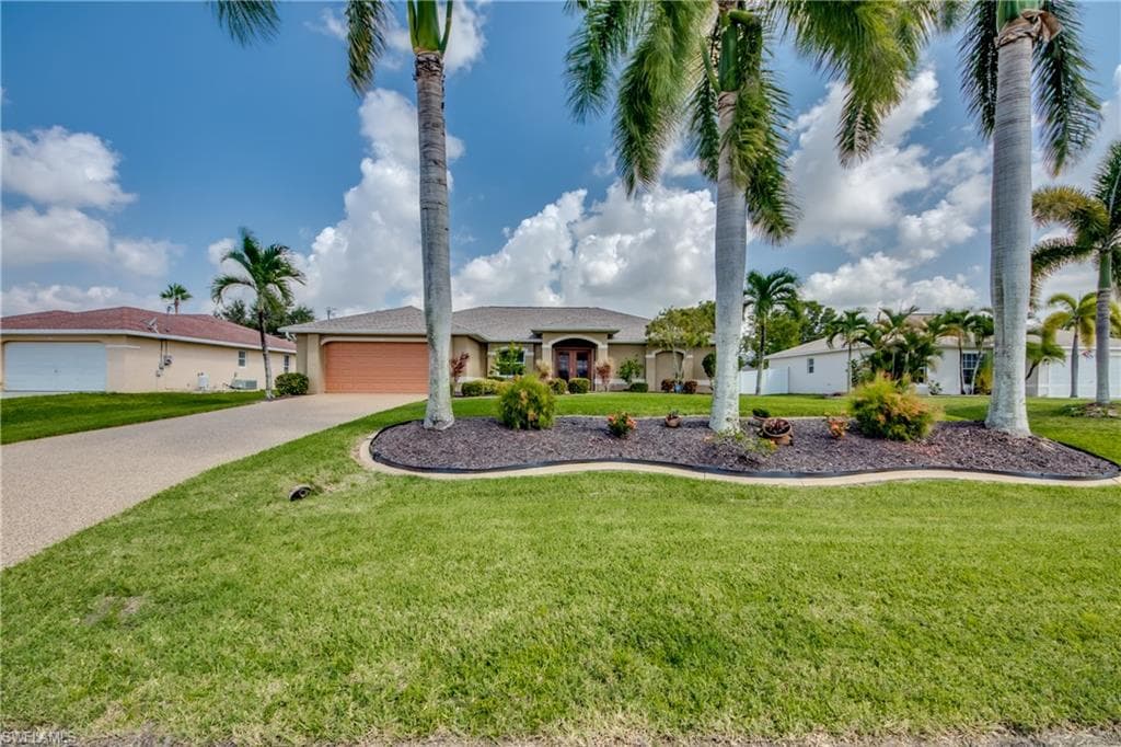 931 SW 35th TER CAPE CORAL, FL 33914