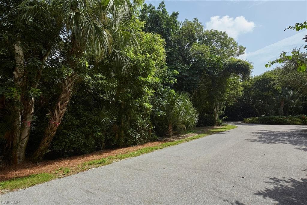 380 Wild Coffee LN MARCO ISLAND, FL 34145