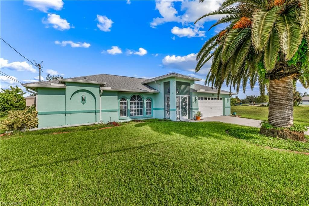 901 11th CT CAPE CORAL, FL 33991