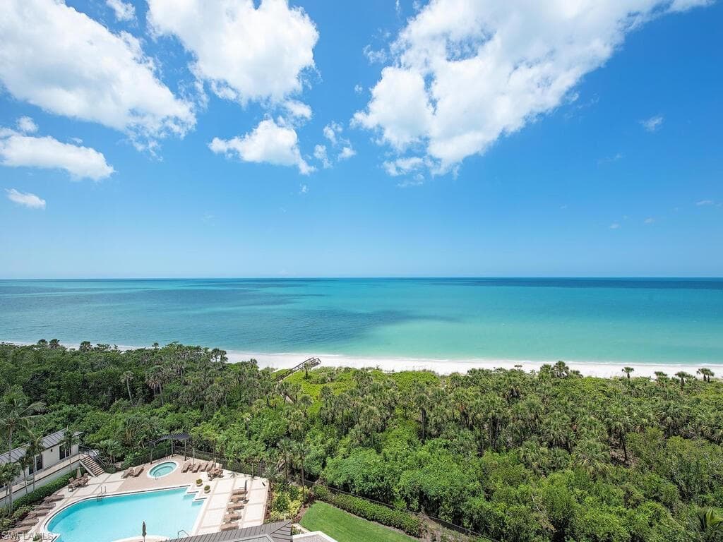 8111 Bay Colony DR 804 NAPLES, FL 34108