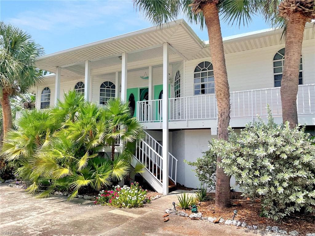 2960 Buttonwood Key CT ST. JAMES CITY, FL 33956