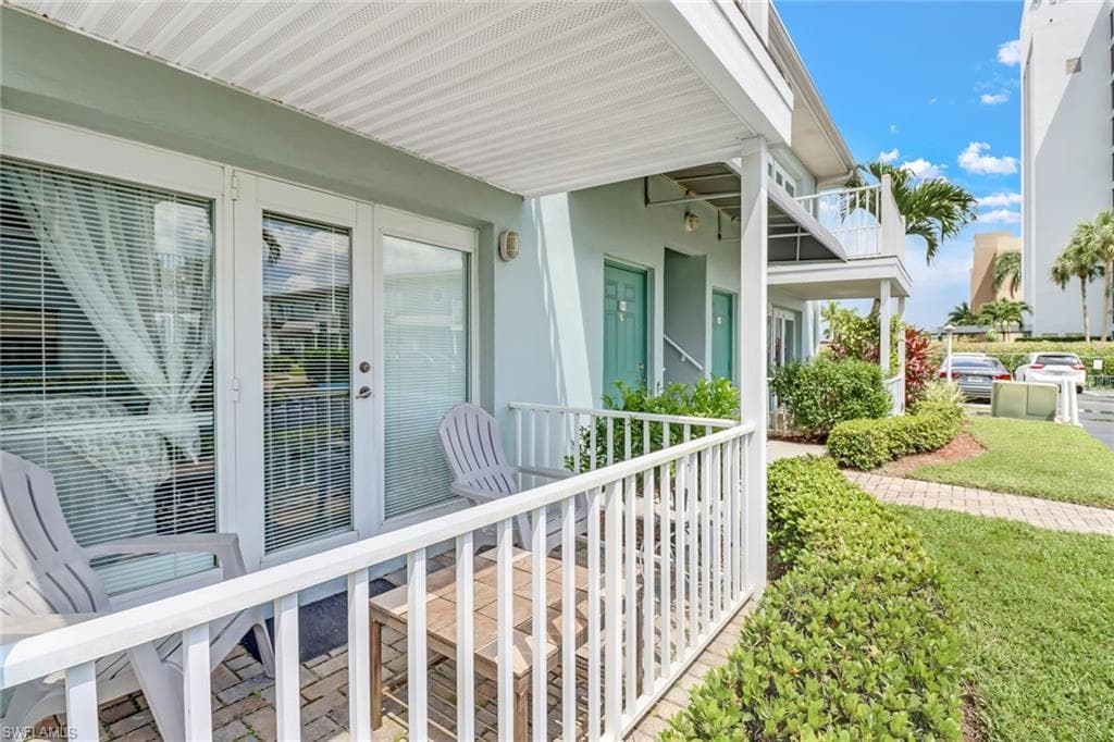 3326 North KEY DR D-3 NORTH FORT MYERS, FL 33908