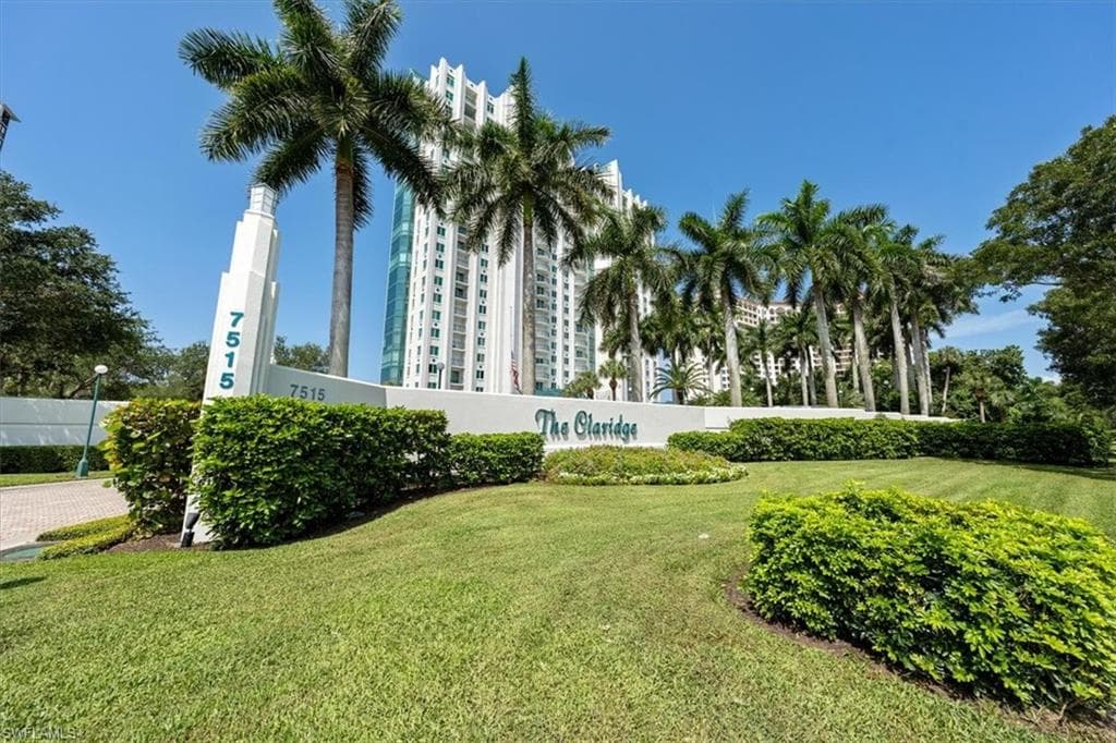 7515 Pelican Bay BLVD 14A NAPLES, FL 34108