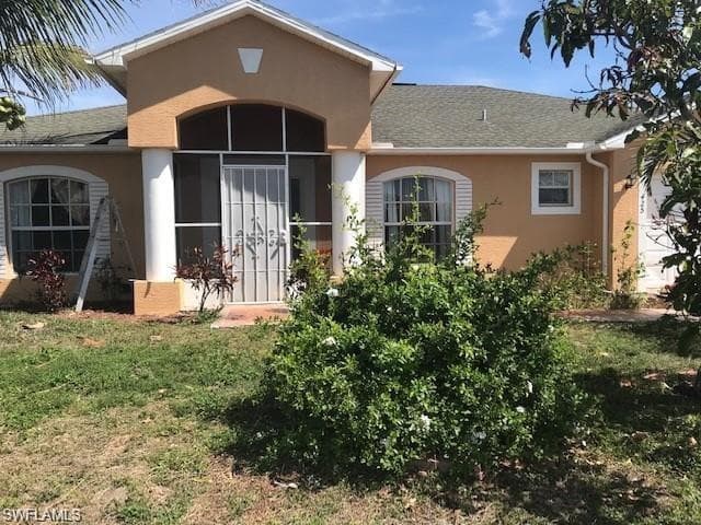 425 Piper AVE LEHIGH ACRES, FL 33974
