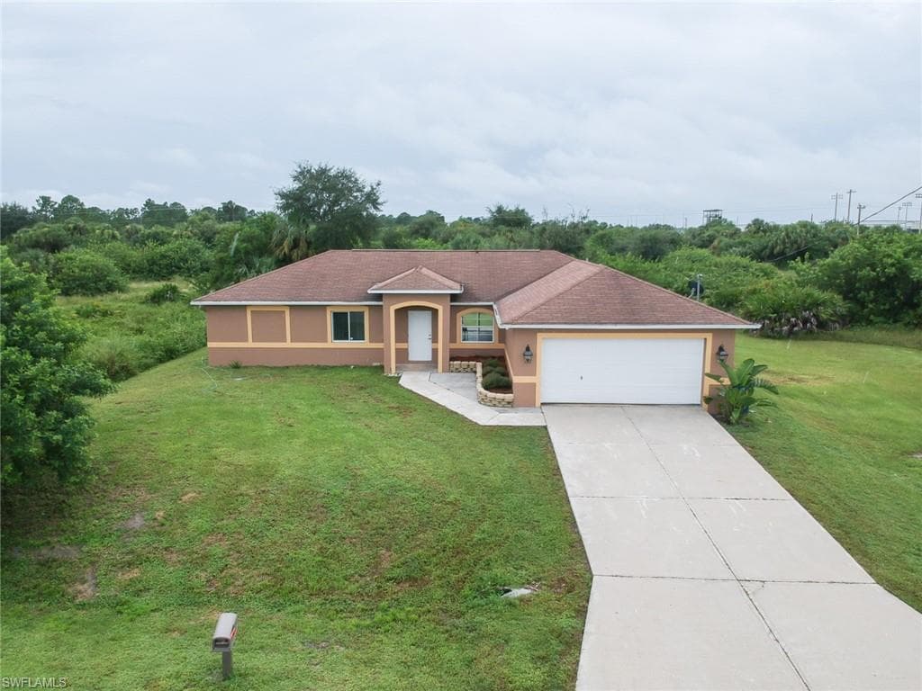 840 Hoosier ST E LEHIGH ACRES, FL 33974