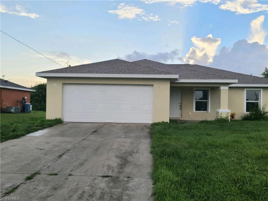 362 Portage AVE LEHIGH ACRES, FL 33974