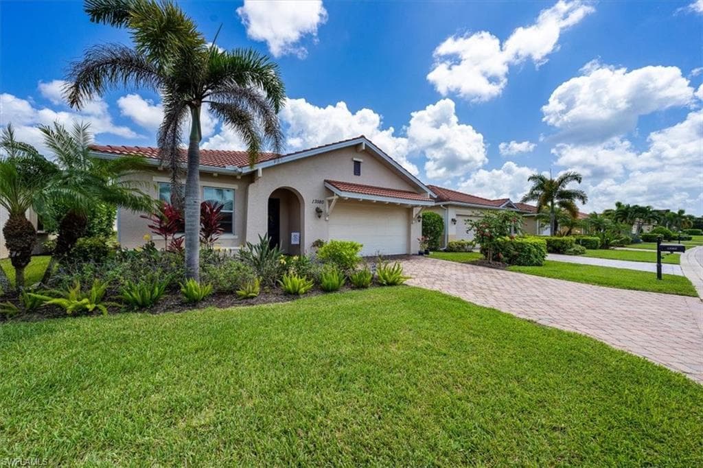 13580 Manchester WAY NAPLES, FL 34109