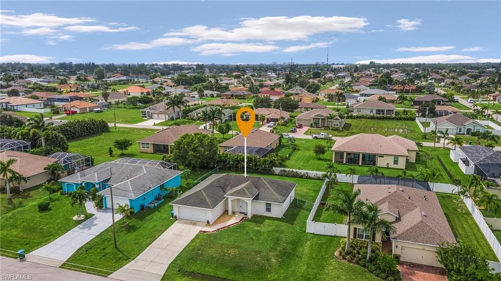 2202 SW 25th ST CAPE CORAL, FL 33914