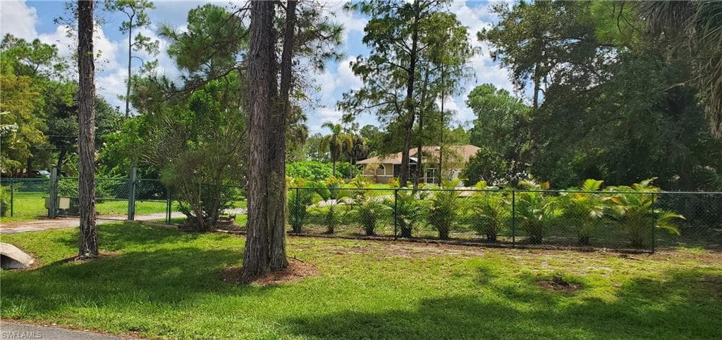 6134 Westport LN NAPLES, FL 34116